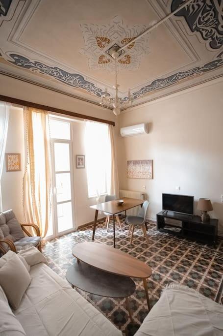 Apartment Art House *